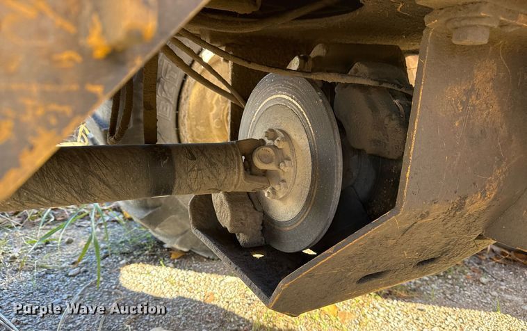 image for item DO7635 2000 John Deere 344H wheel loader