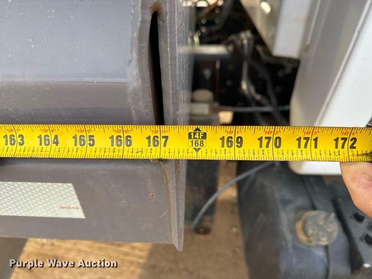 image for item DO7660 2007 Chevrolet C8500 dump truck