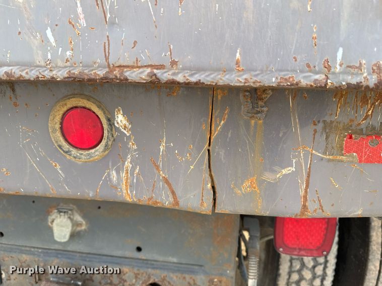 image for item DO7660 2007 Chevrolet C8500 dump truck