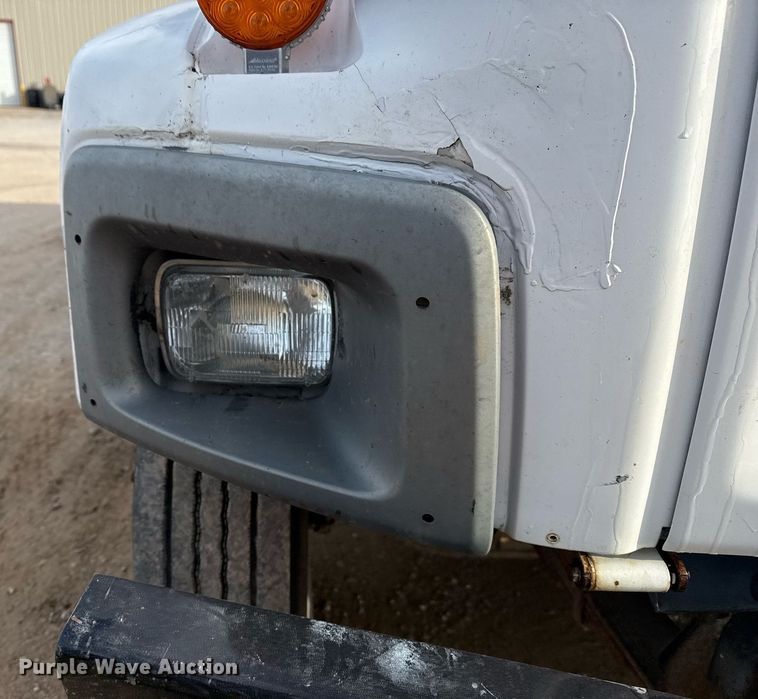 image for item DO7660 2007 Chevrolet C8500 dump truck