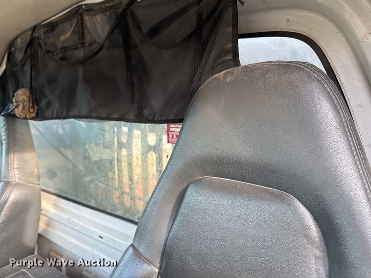 image for item DO7660 2007 Chevrolet C8500 dump truck