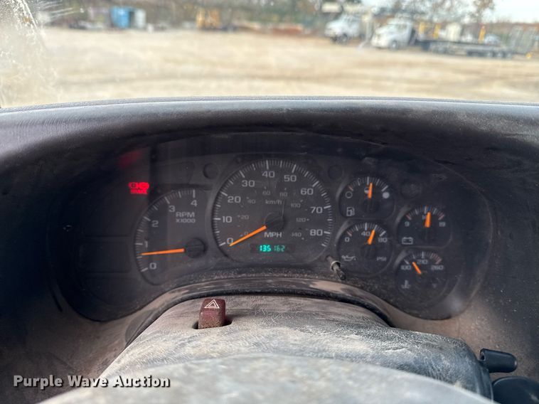 image for item DO7660 2007 Chevrolet C8500 dump truck