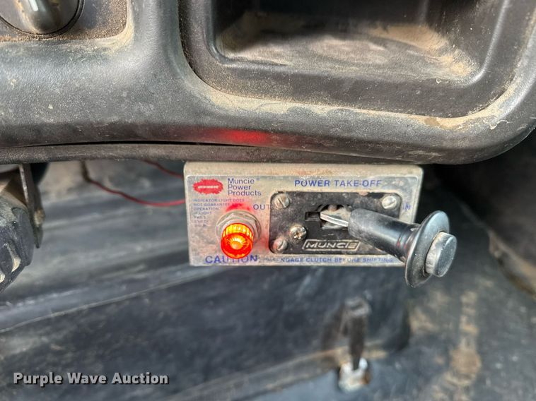 image for item DO7660 2007 Chevrolet C8500 dump truck