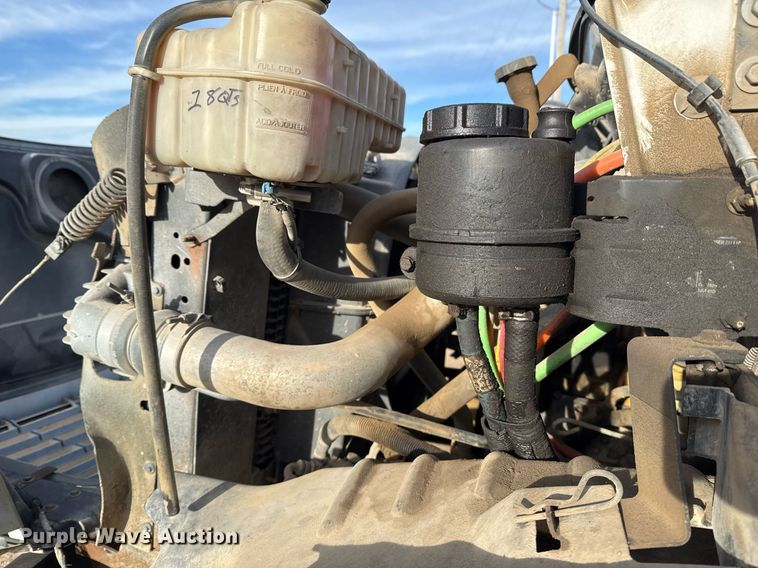 image for item DO7660 2007 Chevrolet C8500 dump truck