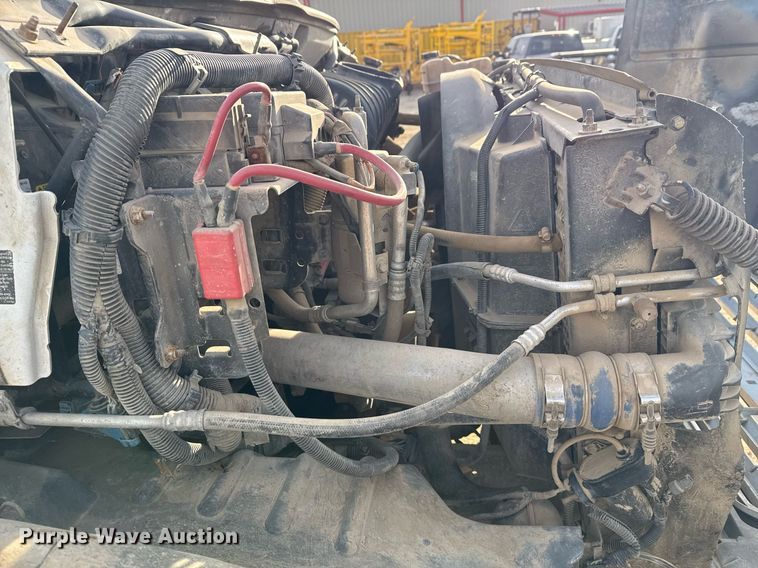 image for item DO7660 2007 Chevrolet C8500 dump truck