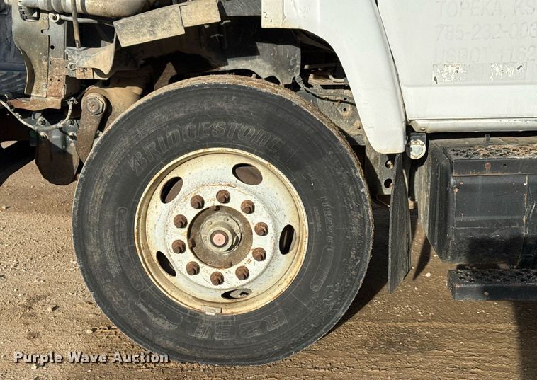 image for item DO7660 2007 Chevrolet C8500 dump truck