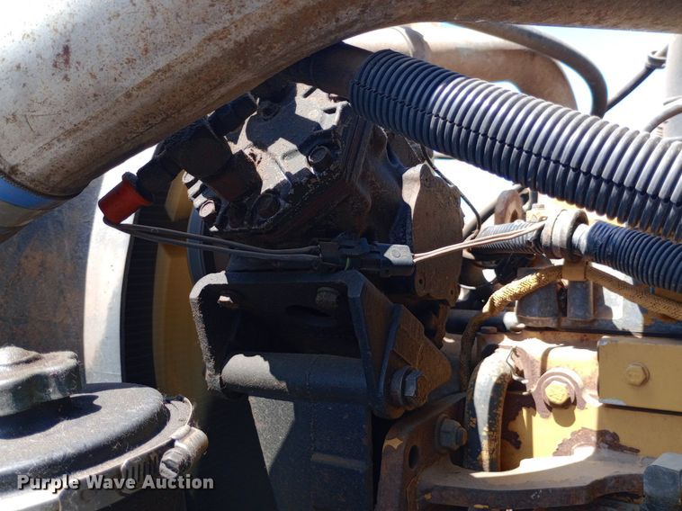 image for item DP1209 2001 International 2674 vacuum truck