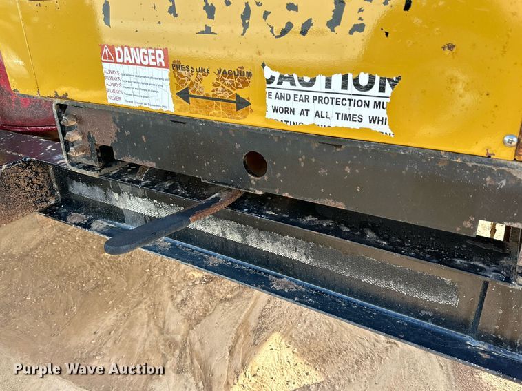 image for item DP5995 Vermeer LP855DT vacuum excavator