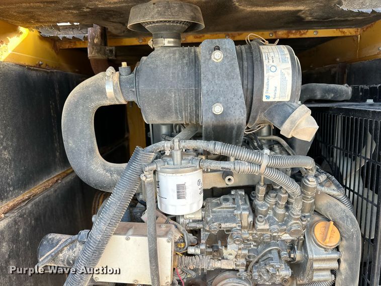 image for item DP5995 Vermeer LP855DT vacuum excavator