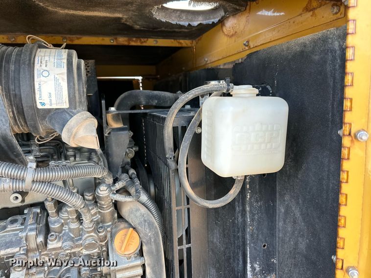 image for item DP5995 Vermeer LP855DT vacuum excavator