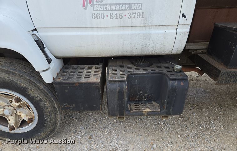 image for item DP6721 1991 Chevrolet  C7 tank truck