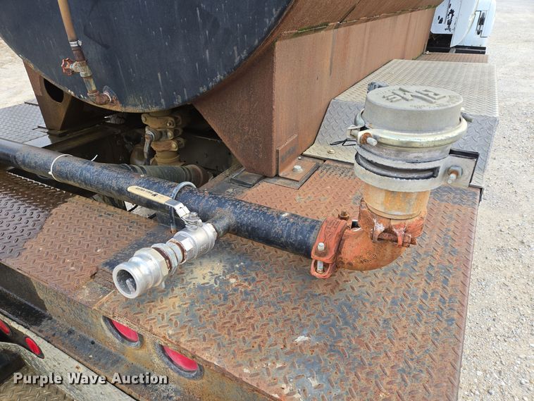 image for item DP6721 1991 Chevrolet  C7 tank truck