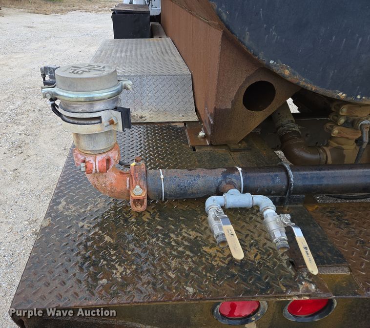 image for item DP6721 1991 Chevrolet  C7 tank truck