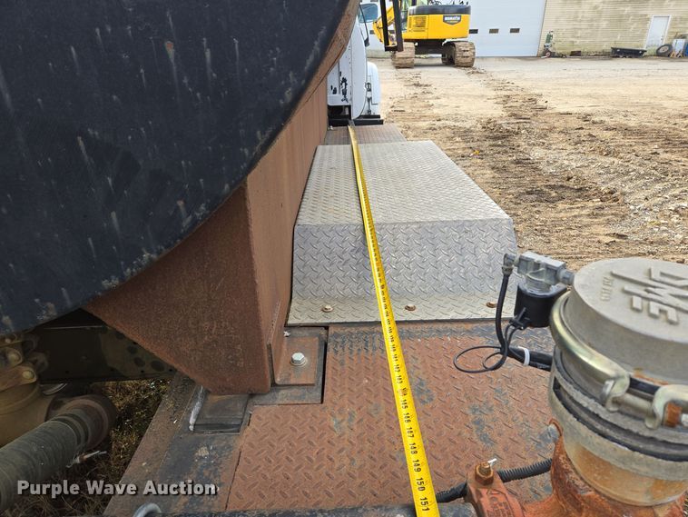 image for item DP6721 1991 Chevrolet  C7 tank truck