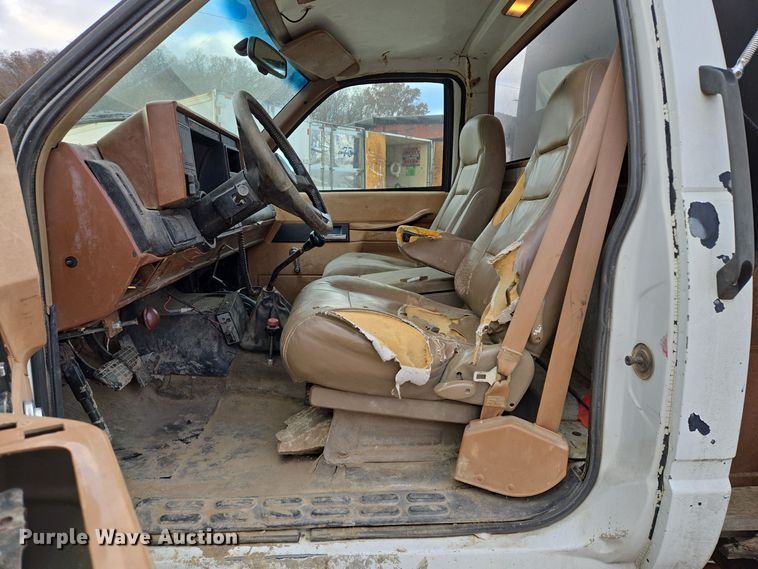 image for item DP6721 1991 Chevrolet  C7 tank truck