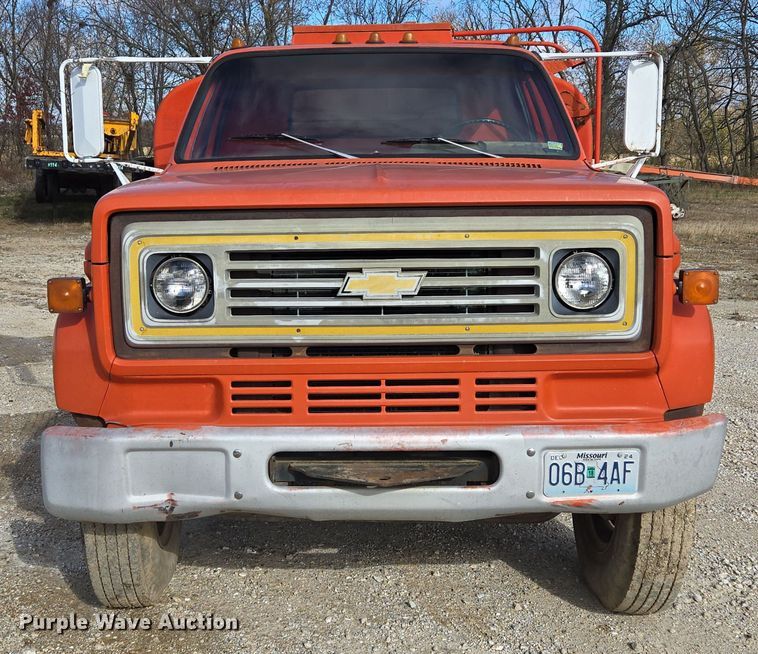 image for item DP6722 1987 Chevrolet  C7 fuel truck