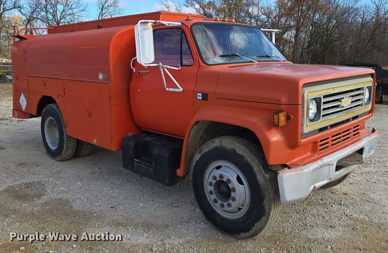 image for item DP6722 1987 Chevrolet  C7 fuel truck