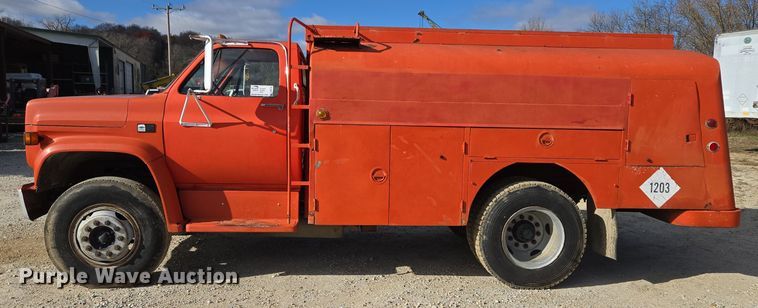image for item DP6722 1987 Chevrolet  C7 fuel truck