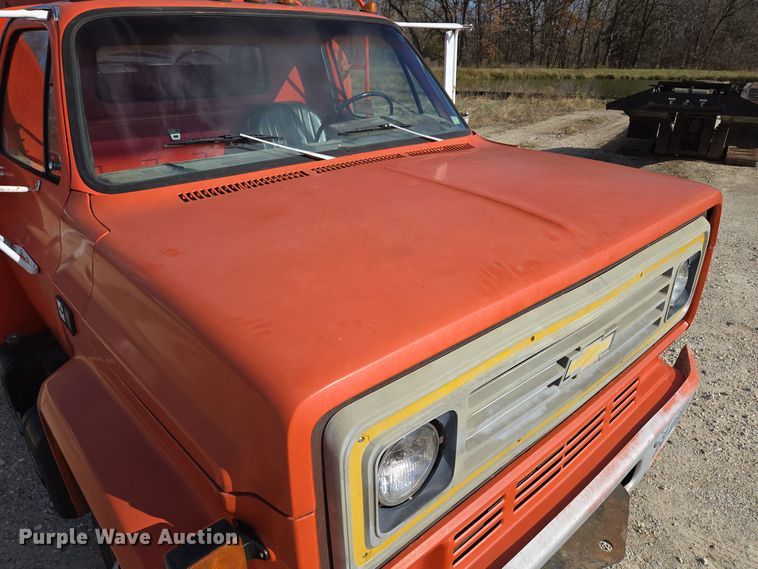 image for item DP6722 1987 Chevrolet  C7 fuel truck