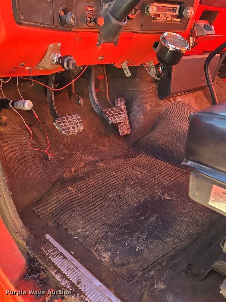 image for item DP6722 1987 Chevrolet  C7 fuel truck