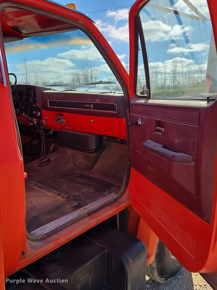 image for item DP6722 1987 Chevrolet  C7 fuel truck