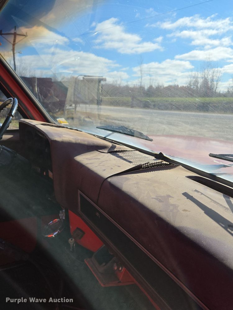 image for item DP6722 1987 Chevrolet  C7 fuel truck