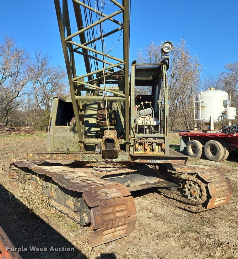 image for item DP6724 1970 Lorain  L36M crane
