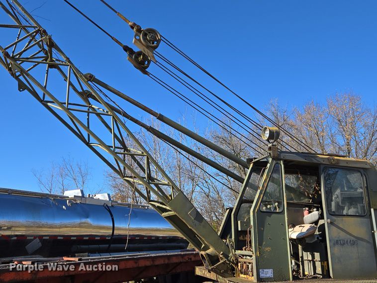 image for item DP6724 1970 Lorain  L36M crane