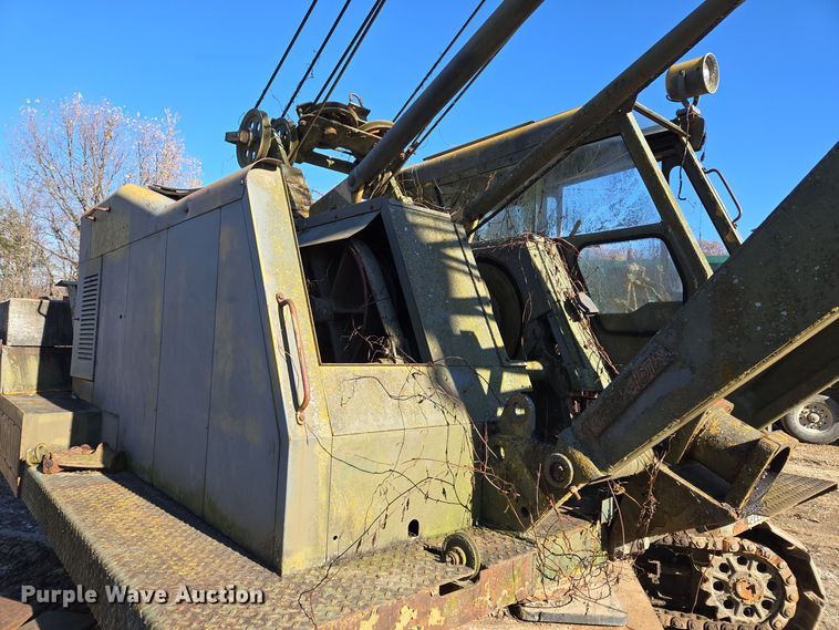 image for item DP6724 1970 Lorain  L36M crane