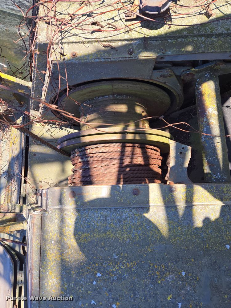 image for item DP6724 1970 Lorain  L36M crane