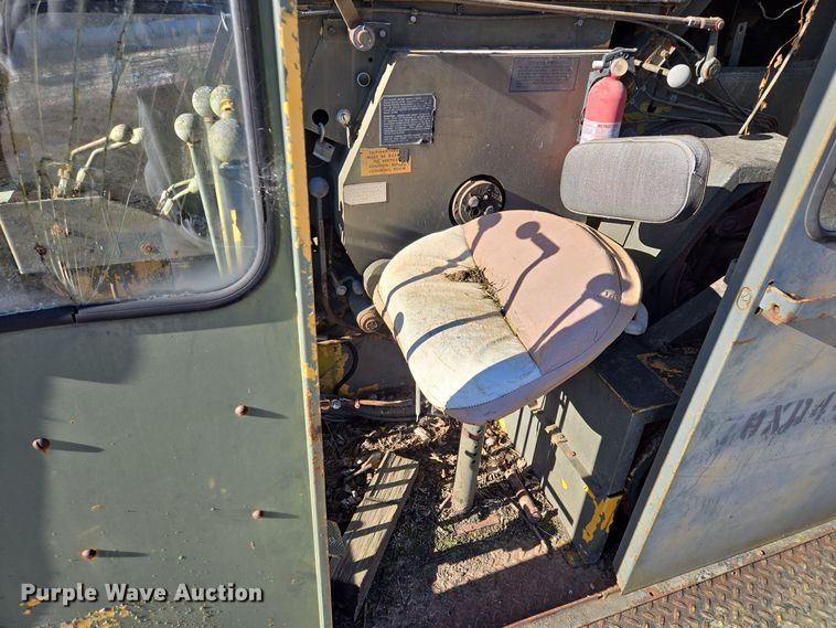 image for item DP6724 1970 Lorain  L36M crane