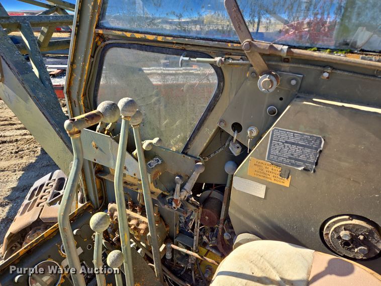 image for item DP6724 1970 Lorain  L36M crane