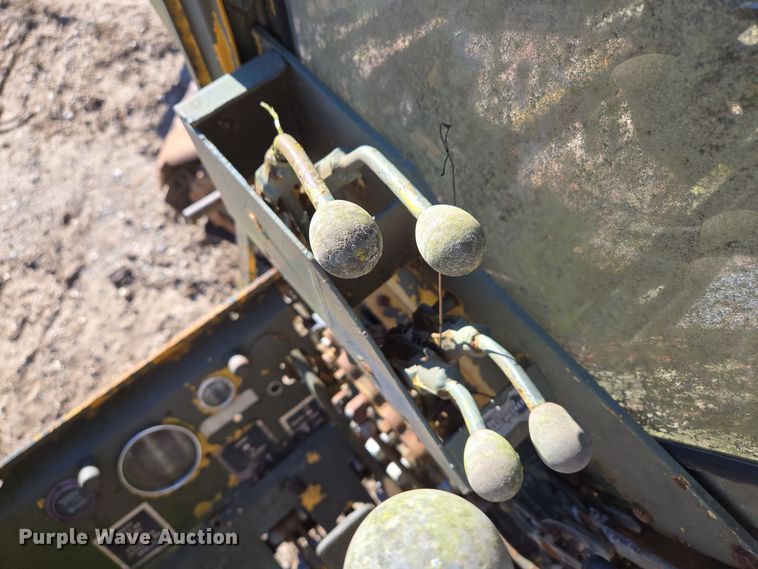 image for item DP6724 1970 Lorain  L36M crane