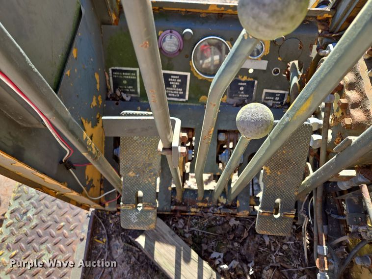 image for item DP6724 1970 Lorain  L36M crane