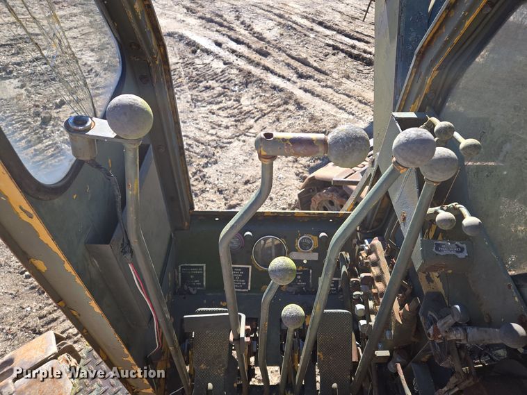 image for item DP6724 1970 Lorain  L36M crane