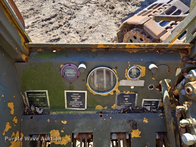 image for item DP6724 1970 Lorain  L36M crane