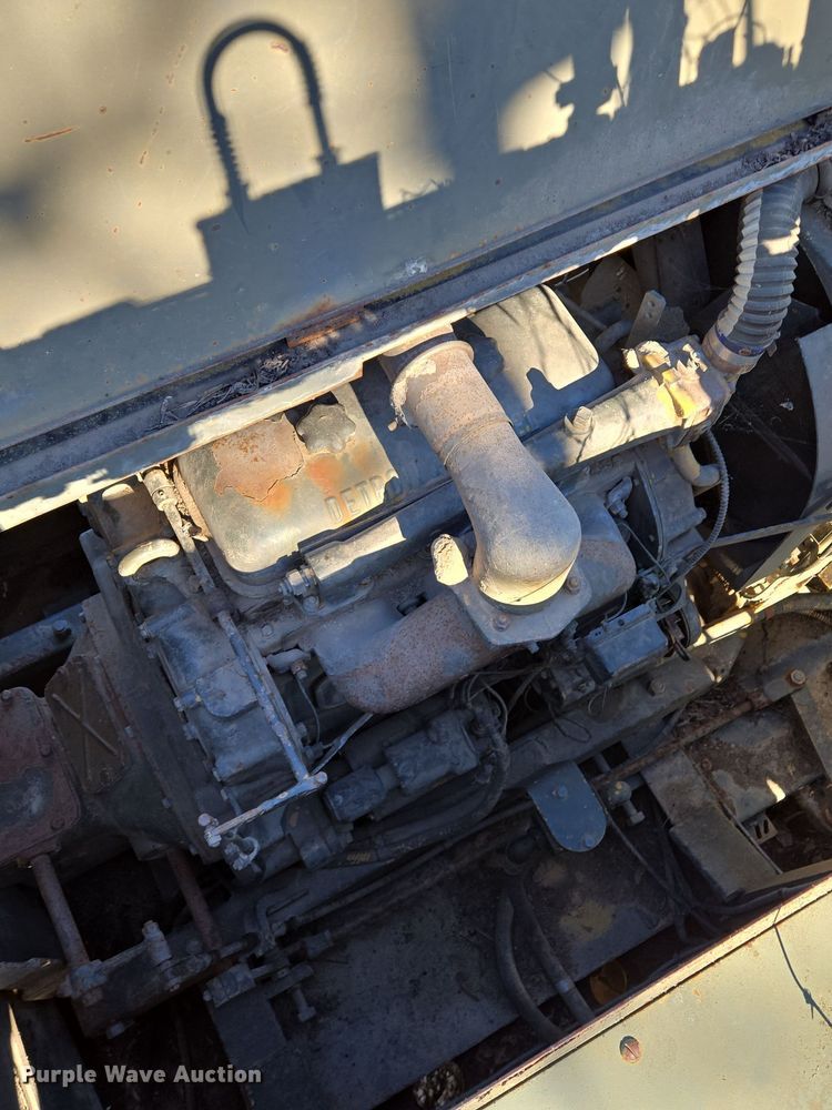 image for item DP6724 1970 Lorain  L36M crane