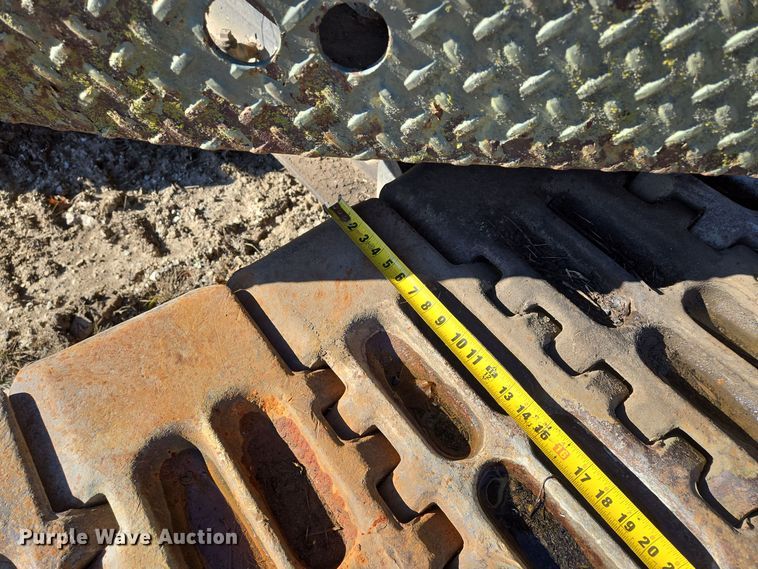 image for item DP6724 1970 Lorain  L36M crane