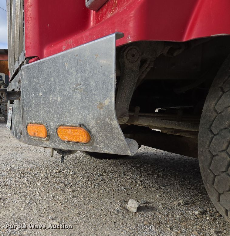 image for item DP6726 1999 Kenworth  T800 dump truck