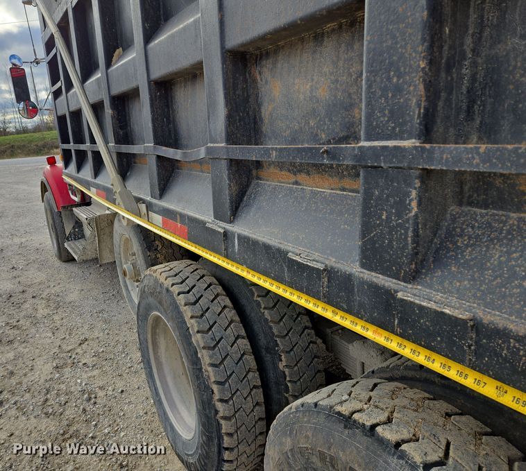 image for item DP6726 1999 Kenworth  T800 dump truck