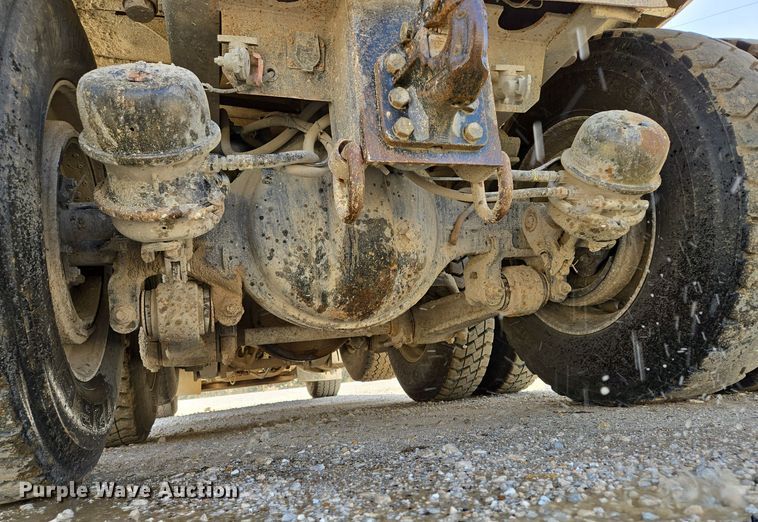 image for item DP6726 1999 Kenworth  T800 dump truck