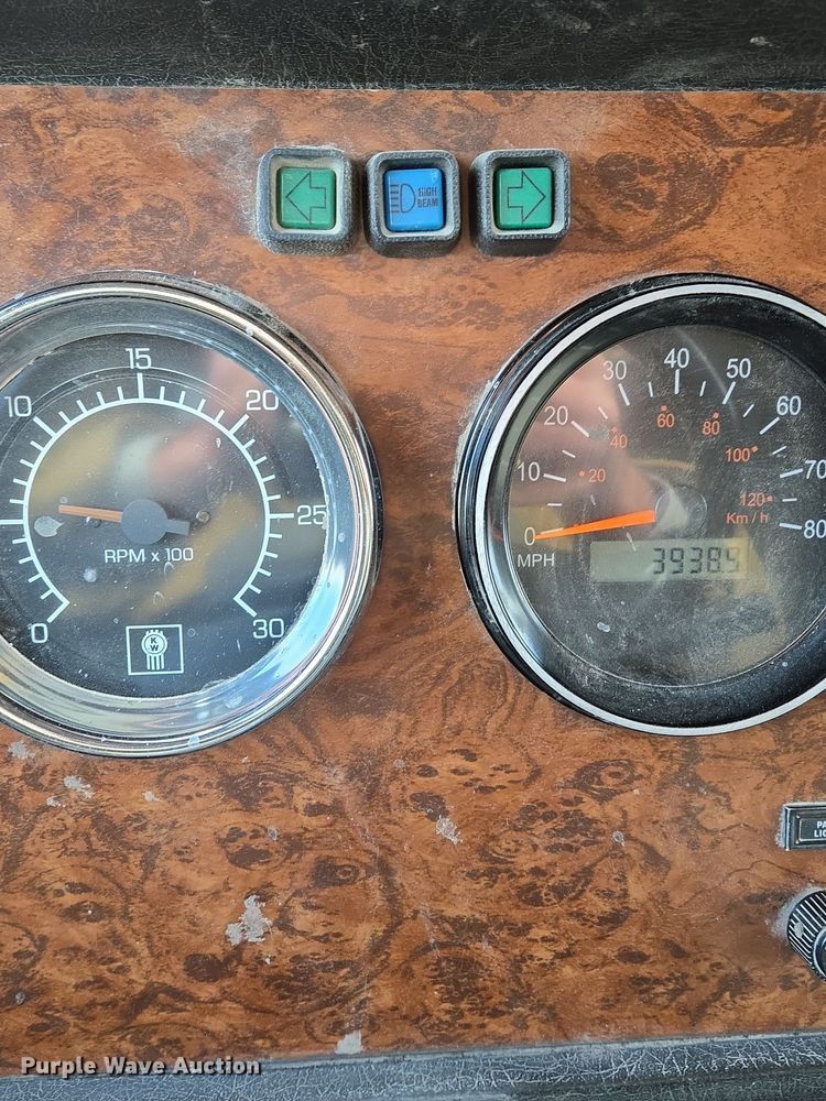 image for item DP6726 1999 Kenworth  T800 dump truck