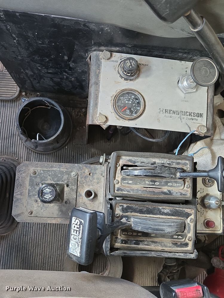 image for item DP6726 1999 Kenworth  T800 dump truck