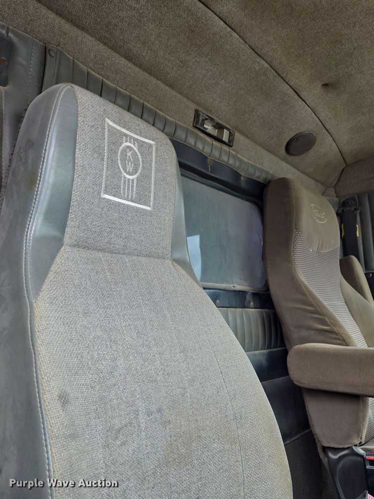 image for item DP6726 1999 Kenworth  T800 dump truck