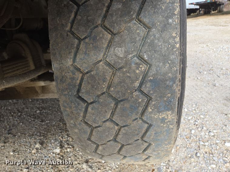 image for item DP6726 1999 Kenworth  T800 dump truck