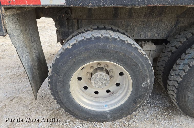 image for item DP6726 1999 Kenworth  T800 dump truck