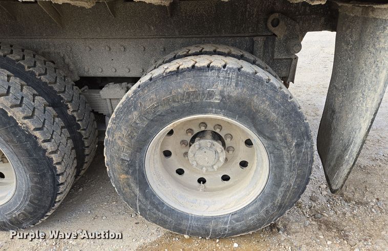 image for item DP6726 1999 Kenworth  T800 dump truck