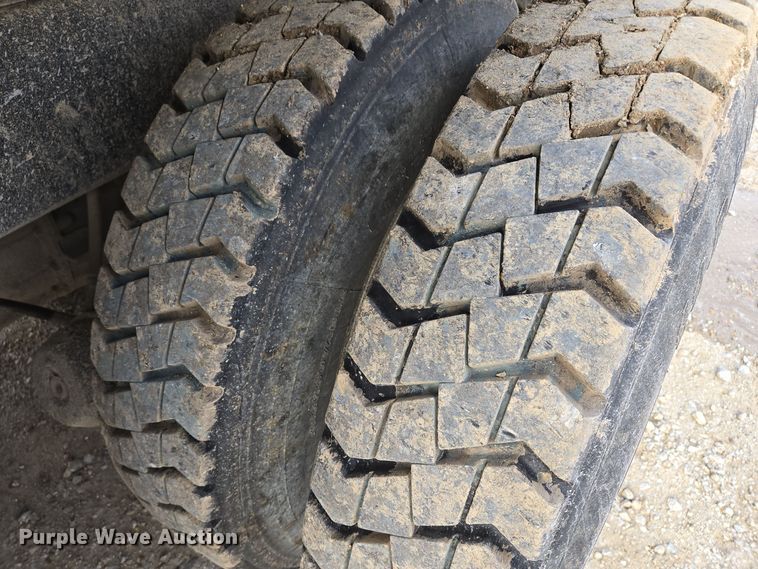 image for item DP6726 1999 Kenworth  T800 dump truck