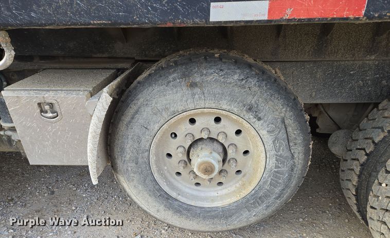 image for item DP6726 1999 Kenworth  T800 dump truck