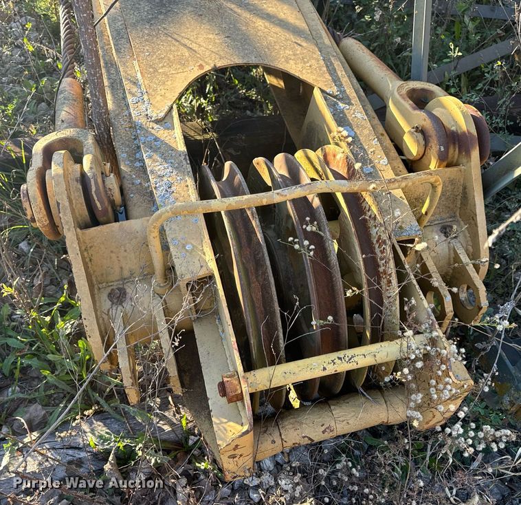 image for item DP6729 1970 Bucyrus-Erie 30-B crane